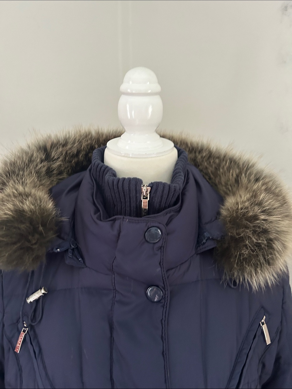 Laundry By Shelli Segal Navy Quilted Hooded Lond Down Puffer with Fur Trim Sz S - Picture 2 of 10